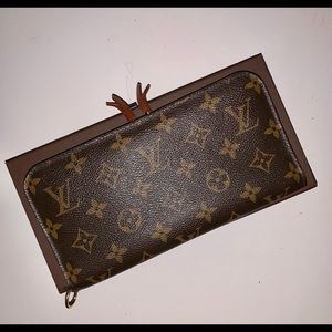 Louis Vuitton Monogram Wallet